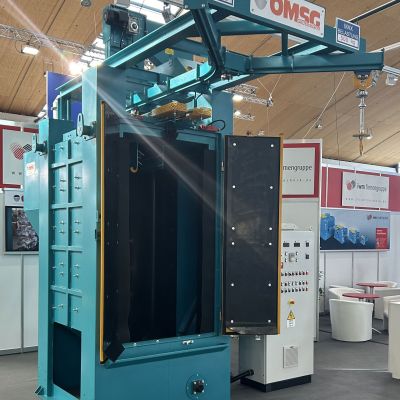 OMSG Muldenband-Strahlanlage mit integrierter Filteranlage SG 1R-FAC